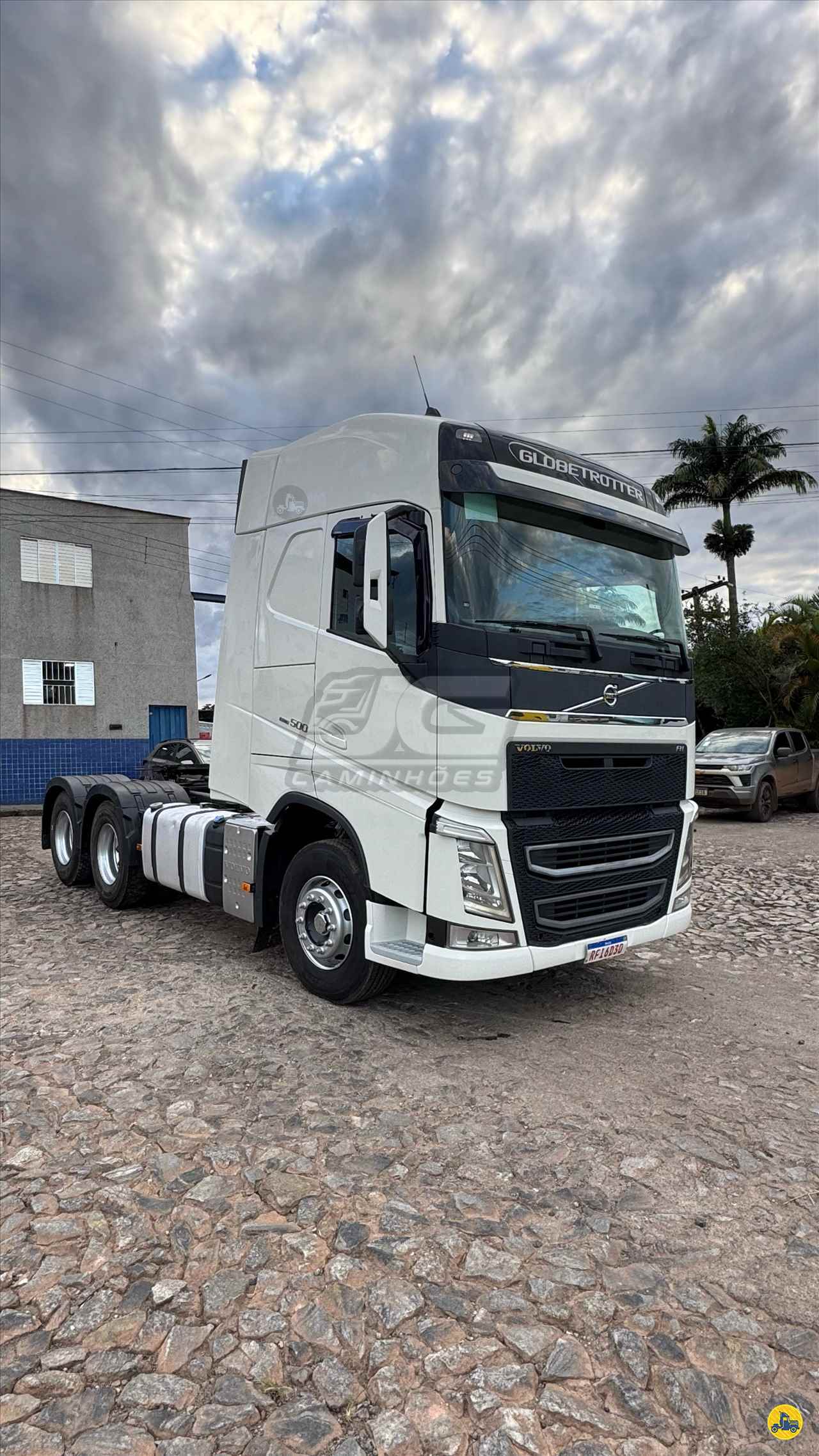 CAMINHAO VOLVO VOLVO FH 500 Chassis Cavalo 6x4 JG Veículos e Caminhões CONSELHEIRO LAFAIETE MINAS GERAIS MG